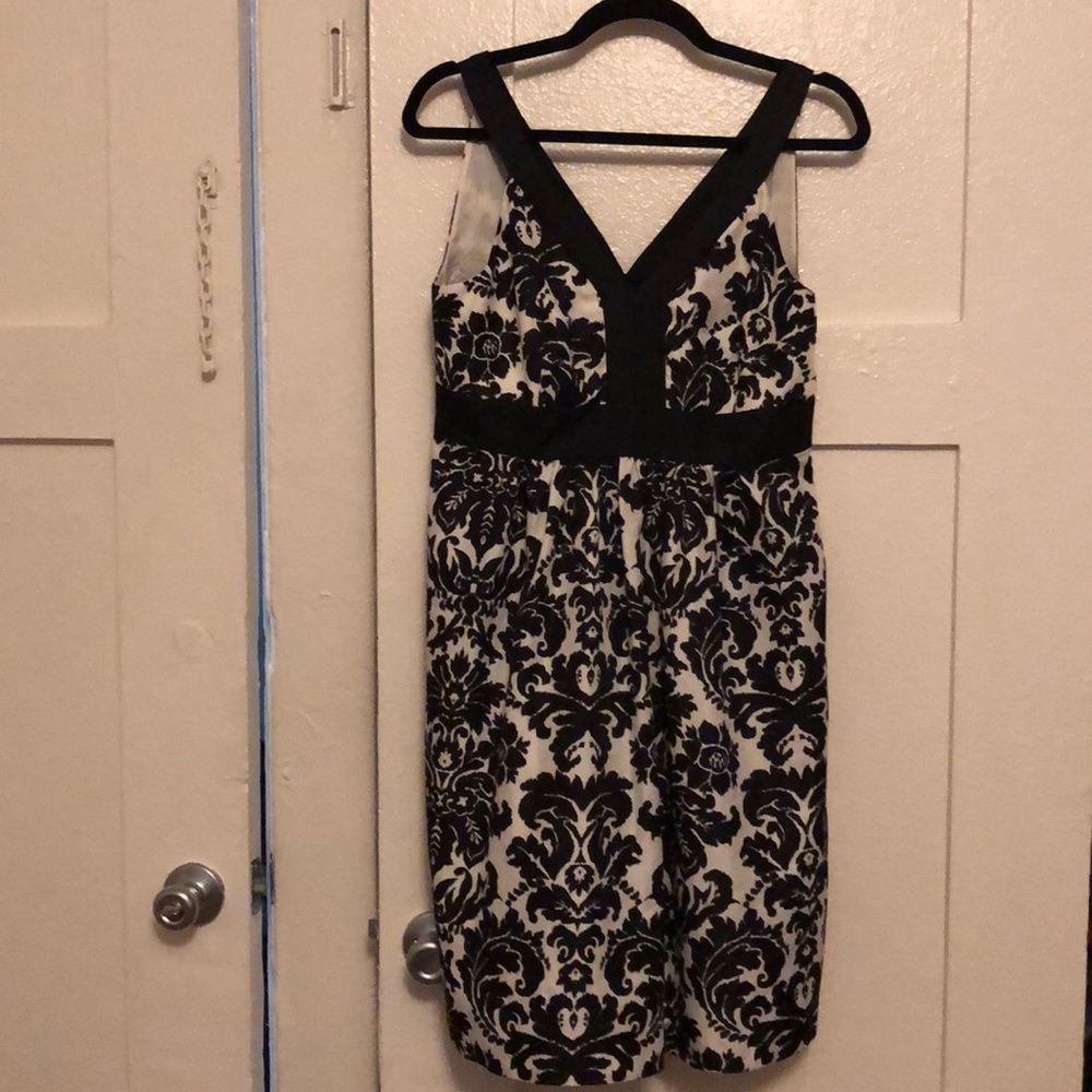 Floral Ann Taylor Loft sundress black/white size 6